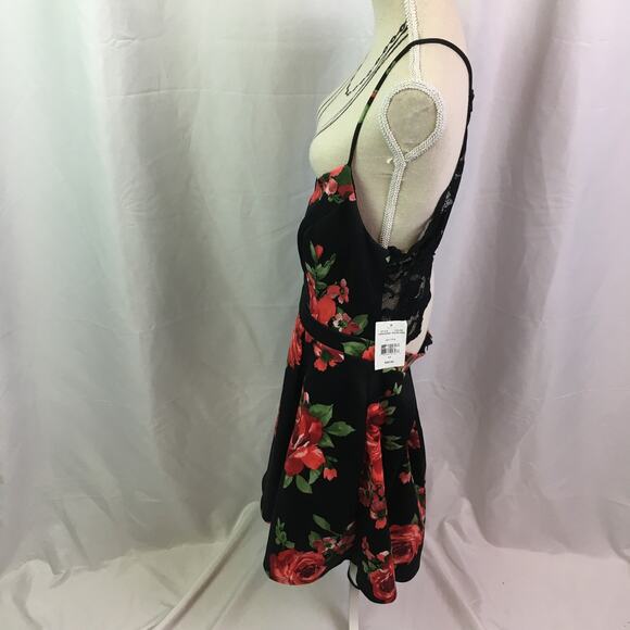 B. Smart Sleeveless Floral Fit & Flare Dress 11 - Picture 9 of 16